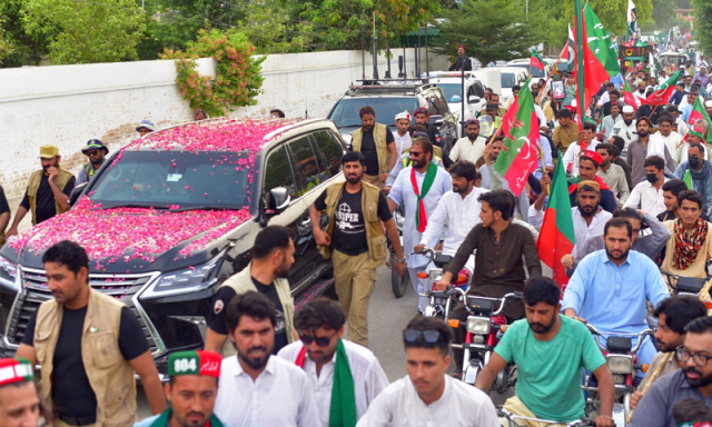 جشن آزادی پر عمران خان کی رہائی کے لیے ریلی، علی امین گنڈاپور کا ہر حد تک جانے کا عزم