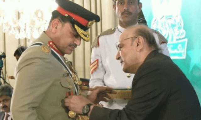عاصم منیر کو ہلالِ جرات، بلاول بھٹو کو نشانِ امتیاز، یومِ آزادی پر ایوانِ صدر میں اعلیٰ اعزازات کی تقسیم