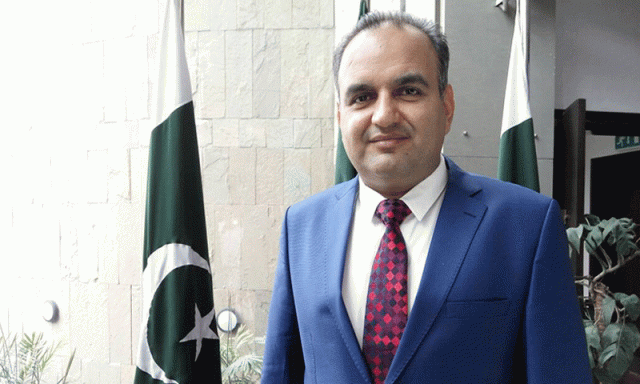 سابق ایم این اے رمیش کمار کے گھر ڈکیتی، ڈکیت ڈیڑھ کروڑ روپے مالیت کا سامان لے گئے