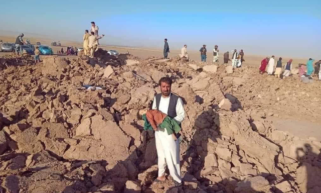 افغانستان زلزلہ: طورخم پر زخمی پشاور آنے کے منتظر، افغان قونصل جنرل کی صوبائی حکومت سے مدد کی اپیل