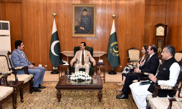 قائم مقام صدر یوسف رضا گیلانی سے گورنر خیبرپختونخوا کی ملاقات، سیلاب کی صورتحال پر تبادلہ خیال