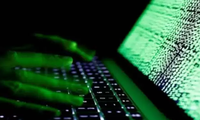 سلامتی یا سینسرشپ؟ پاکستان میں ڈیجیٹل نگرانی پر تشویش کا اظہار