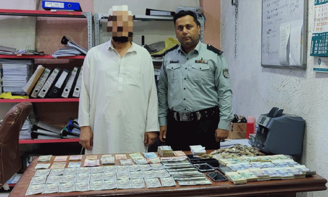 ایف آئی اے کراچی کی بڑی کارروائی، غیر قانونی کرنسی ایکسچینج میں ملوث ملزم گرفتار
