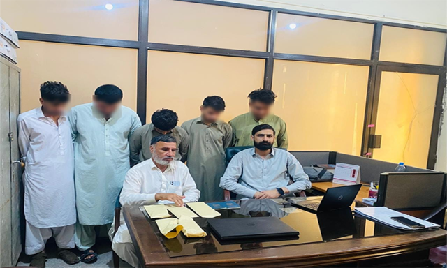 پاکستانی سفری دستاویزات بنوانے کی کوشش ناکام، 5 افغان شہری گرفتار