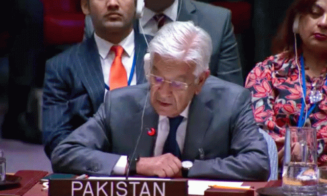 اقوام متحدہ کے نظام کی قانونی حیثیت میں ہی اے آئی گورننس کی بنیاد ہونی چاہیے: خواجہ آصف