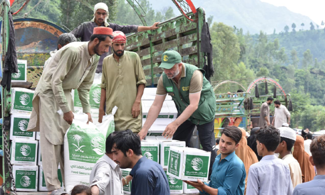 کنگ سلمان ریلیف کیجانب سے خیبر پختونخوا میں سیلاب متاثرین کی امداد جاری