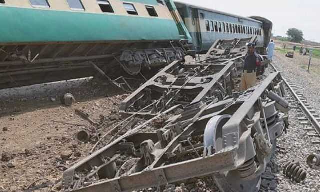 دشت دھماکے کے بعد متاثرہ ٹریک کی مرمت مکمل، جعفر ایکسپریس سمیت بلوچستان میں ٹرین سروسز بحال