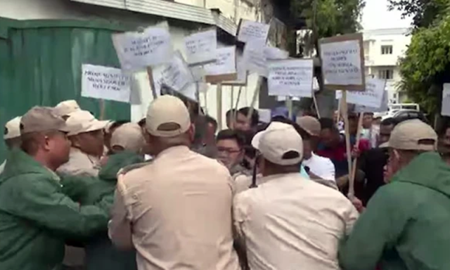بھارتی وزیراعظم کا 2 برس بعد منی پور کا دورہ، عوام کا شدید احتجاج، ’گوی مودی‘ کے نعرے