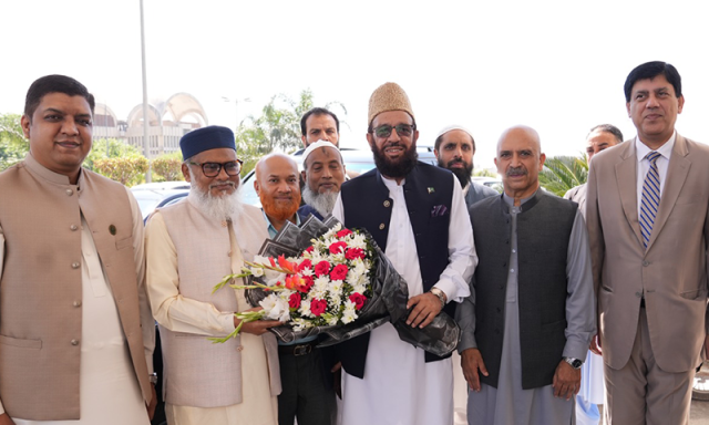 سیرت کانفرنس میں شرکت کے لیے بنگلہ دیشی وفد کی پاکستان آمد، مذہبی امور میں تعاون پر زور
