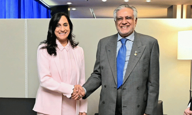 وزیر خارجہ اسحاق ڈار کی کینیڈین ہم منصب سے ملاقات، اقتصادی روابط مزید مستحکم کرنے پر اتفاق