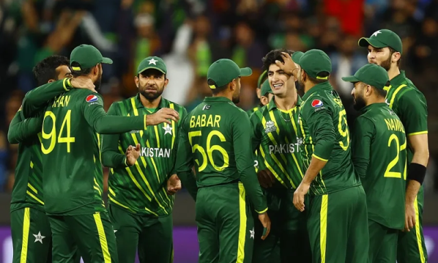قومی کرکٹر کے ساتھ کروڑوں کا کار فراڈ، شوروم مالک پر سنگین الزامات