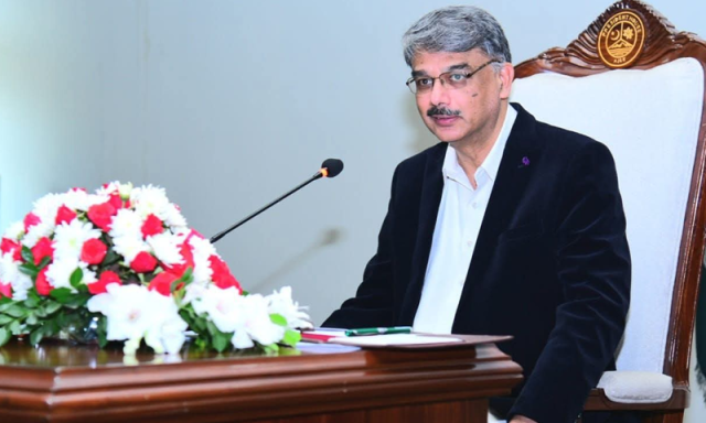 ’آزاد کشمیر حکومتی تبدیلی: پیپلز پارٹی کو 27 ارکان کی حمایت ملتے ہی وزیراعظم انوارالحق استعفیٰ دے دیں گے‘