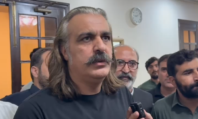 عمران خان بھی کہیں تو وہ دوبارہ وزیراعلیٰ نہیں بنوں گا، علی امین گنڈا پور