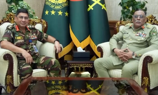 جنرل ساحر شمشاد کی بنگلہ دیشی آرمی چیف سے ملاقات، دفاعی تعاون میں پیشرفت پر اظہار اطمینان