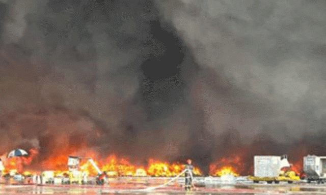 ڈھاکہ: ایئرپورٹ پر خوفناک آتشزدگی، فلائٹ آپریشن معطل