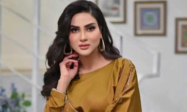 فزا علی خان نے اپنے عملے کے کھانے میں زینکس کیوں ملائی؟