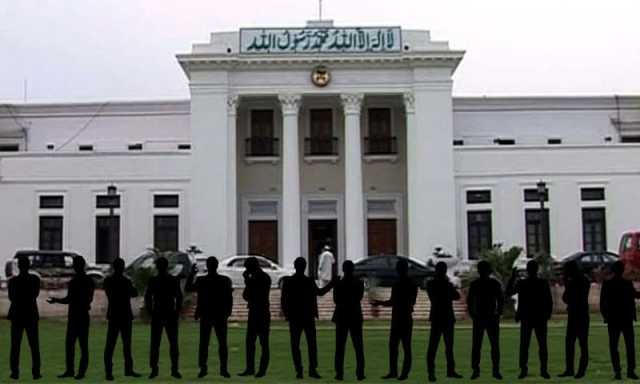 تحریک انصاف کے 35 ایم پی اے اپوزیشن کو ووٹ دے سکتے ہیں، ہم نمبر پورا ہونے تک اپنے امیدوار کو مشکل میں نہیں ڈالیں گے: جے یو آئی