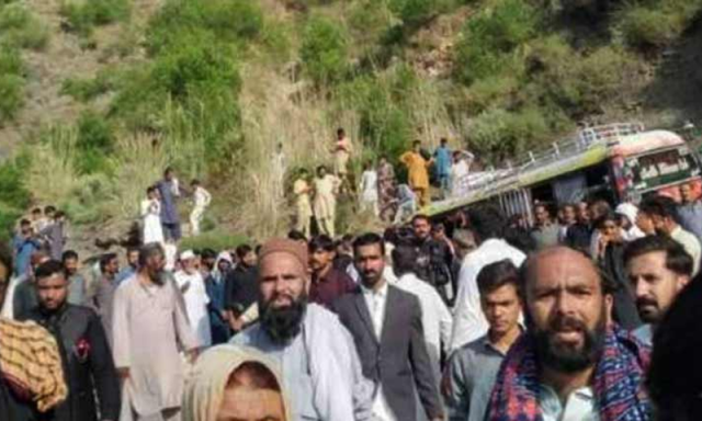ہری پور: باراتیوں سے بھری بس حادثہ کا شکار، کمسن بچی سمیت 5 خواتین جاں بحق
