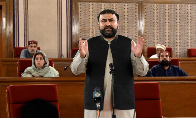 سرفراز بگٹی وزیراعلیٰ بلوچستان کب تک، پی پی اور ن لیگ کا پاور شیئرنگ فارمولا کیا ہے؟