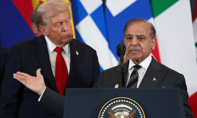 صرف پاکستانی وزیراعظم شہباز شریف جانتے ہیں کہ امریکی صدر ڈونلڈ ٹرمپ سے کیسے ڈیل کرنا ہے، برطانوی اخبار
