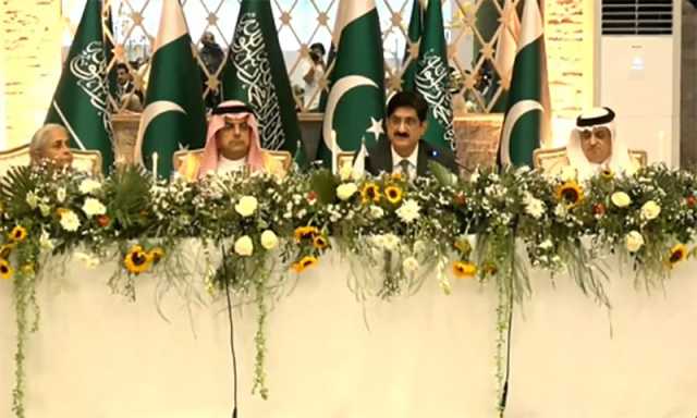 کراچی: سعودی شہزادہ منصور بن محمد آل سعود کی قیادت میں 30 رکنی وفد کا وزیراعلیٰ ہاؤس کا دورہ
