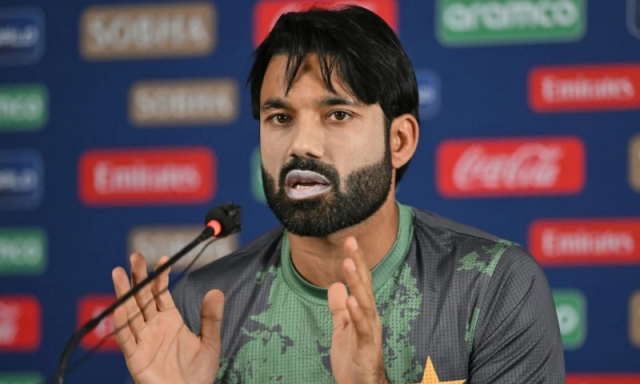 ون ڈے کرکٹ میں کپتان تبدیل، اب محمد رضوان کو یہ ضرور پوچھنا چاہیے کہ ‘مجھے کیوں نکالا؟’