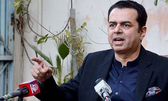 سہیل آفریدی بزدار طرز کے وزیراعلیٰ، کے پی میں دہشتگردی کے خلاف آپریشن نہیں رکےگا، طلال چوہدری