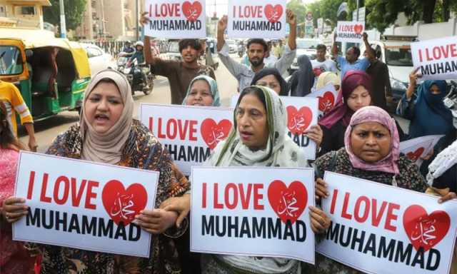 بھارت: ’آئی لو محمدﷺ‘ کہنے پر مقدمات، مسلمانوں کے خلاف نیا کریک ڈاؤن