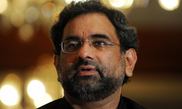 ’آئین میں لکھ دینا چاہیے کہ وزیرِ خزانہ میمن برادری سے ہو‘، شاہد خاقان عباسی نے یہ انوکھا مشورہ کیوں دیا؟