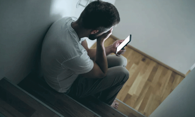 ایک ملین سے زائد صارفین نے خودکشی میں دلچسپی ظاہر کی، اوپن اے آئی کا انکشاف