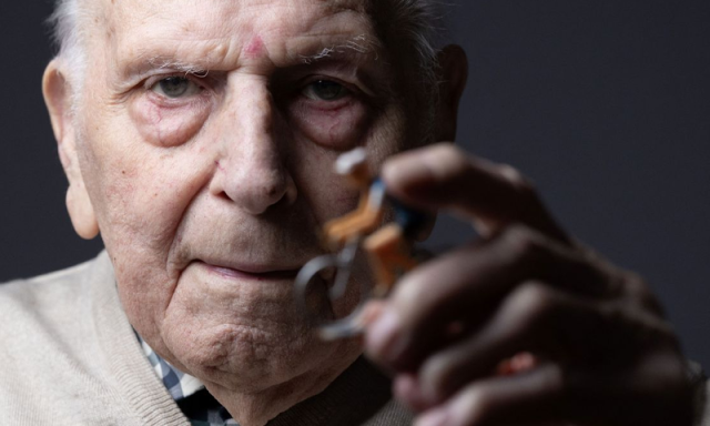 دنیا کے معمر ترین سابق اولمپک چیمپئن چارلس کوست 101 برس کی عمر میں انتقال کرگئے