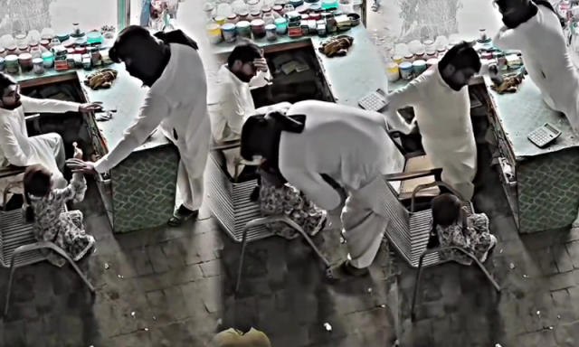 چوری کی حیران کن واردات، بچی کے ردعمل پر چور نے سب واپس کر دیا، ویڈیو وائرل