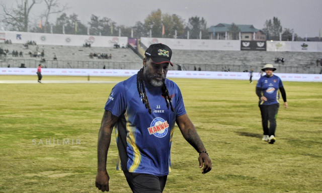 مقبوضہ کشمیر میں بھارتی ٹی20 لیگ کا دھڑن تختہ، منتظمین غائب، کھلاڑی ہوٹلوں میں پھنس گئے