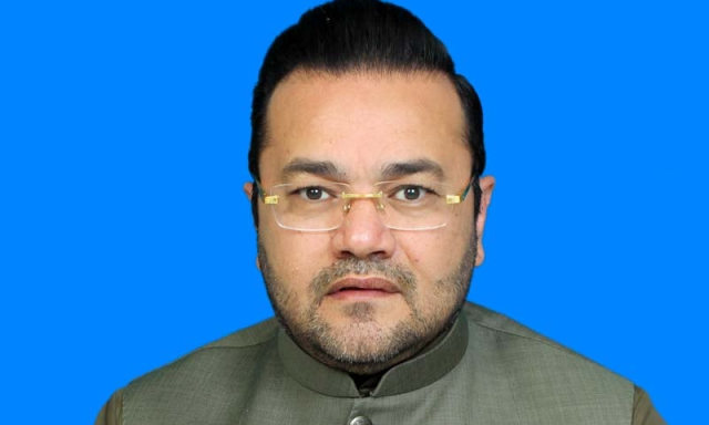 جے یو آئی نے 27ویں ترمیم کے حق میں ووٹ دینے والے سینیٹر کو پارٹی سے نکال دیا