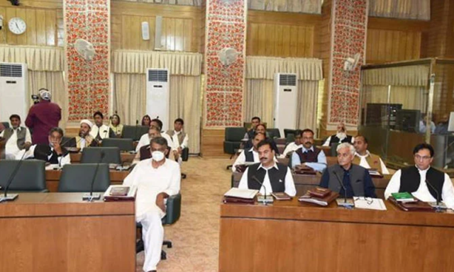 آزاد کشمیر: وزیراعظم انوارالحق کے خلاف تحریک عدم اعتماد پر رائے شماری کے لیے اسمبلی اجلاس طلب