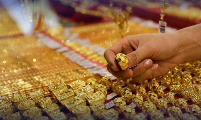 سونے کی فی تولہ قیمت میں نمایاں اضافہ ریکارڈ