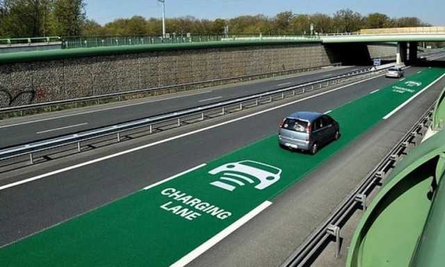 فرانس نے الیکٹرک گاڑیاں چارج کرنے والی دنیا کی پہلی موٹروے متعارف کروا دی