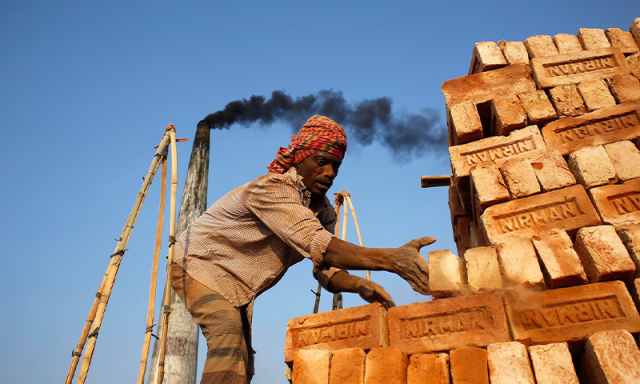 اینٹوں کے بھٹہ مزدوروں کا احتجاج، ڈھاکا اور اریچہ ہائی وے ڈھائی گھنٹے تک بند رہی