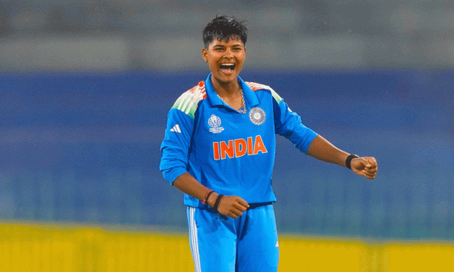 بھارت کو ویمنز کرکٹ ورلڈکپ جتوانے کے بعد کرنٹی گاؤڈ اپنے والد کو انصاف دلوانے کے قریب پہنچ گئیں