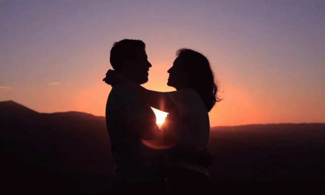 کیا پاکستان ’لیو ان ریلیشن شپس‘ پُرتشدد جرائم کو بڑھاوا دے رہے ہیں؟