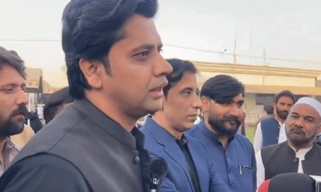 احتجاج کے حوالے سے پارٹی عمران خان کے پیغام کی منتظر ہے، شفیع جان