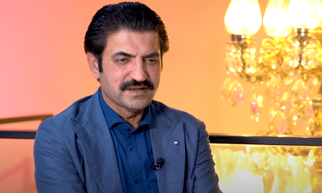 خواتین نے ہنی ٹریپ اور جنسی ہراسانی کا نشانہ بنایا، کمرے میں خفیہ کیمرے لگائے گئے، شیر افضل مروت کا انکشاف