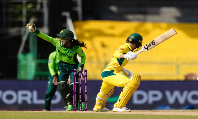 قومی وکٹ کیپر سدرہ نواز ویمنز ورلڈ کپ ٹیم آف دی ٹورنامنٹ میں شامل