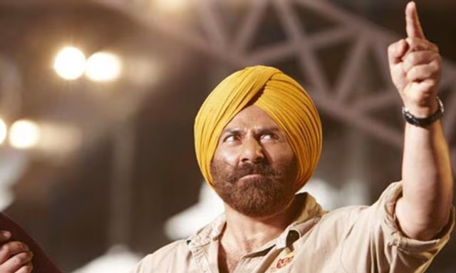 ’آپ لوگوں کو شرم آنی چاہیے‘، سنی دیول گھر کے باہر کھڑے فوٹوگرافرز پر برس پڑے