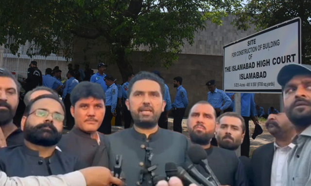 عمران خان کیخلاف مقدمات کی سماعت میں تاخیر پر احتجاج ہر منگل کو کیوں؟ پی ٹی آئی نے وجہ بتادی