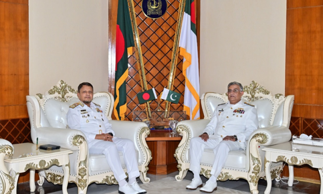 پاک بحریہ کے سربراہ کا دورہ بنگلہ دیش، دوطرفہ بحری تعاون کو فروغ دینے پر اتفاق