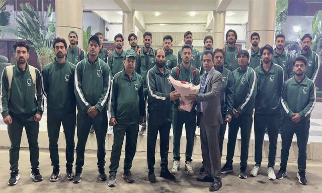 پاکستان بنگلہ دیش ہاکی سیریز، قومی ٹیم ڈھاکا پہنچ گئی