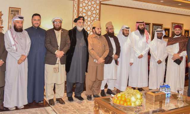 عالمی مقابلہ حسن قرآت کے شرکا کے اعزاز میں سینٹر طلحہ محمود کا عشائیہ