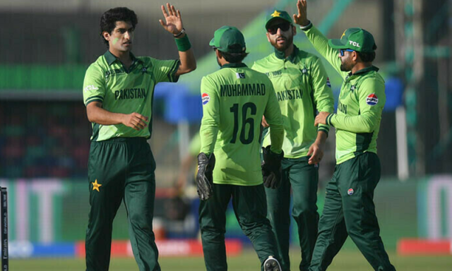 سہ ملکی سیریز سے قبل قومی کرکٹ ٹیم کو دھچکا، اہم کھلاڑی ٹورنامنٹ سے باہر