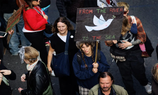 برطانیہ: اب عوامی نمائندوں، سرکاری عہیدیداروں کے گھروں پر احتجاج عوام کو مہنگا پڑے گا